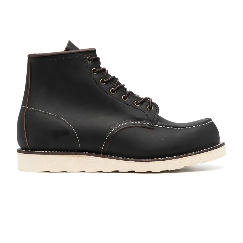 Scarpe Basse in Pelle Nere Stringate