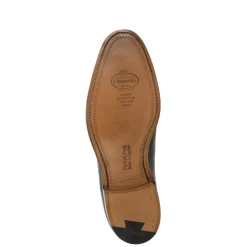 Scarpe basse stringate in pelle nera