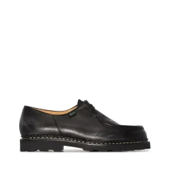 Scarpe Classiche in Pelle Nera con Lacci
