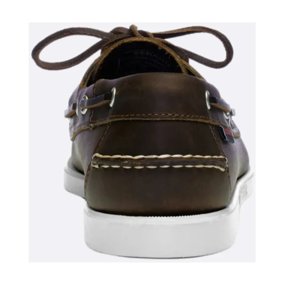 Scarpe da barca in pelle marrone fatte a mano