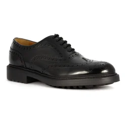 Scarpe nere in pelle con coda di rondine