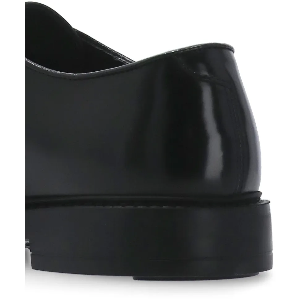 Scarpe Stringate in Pelle Nere
