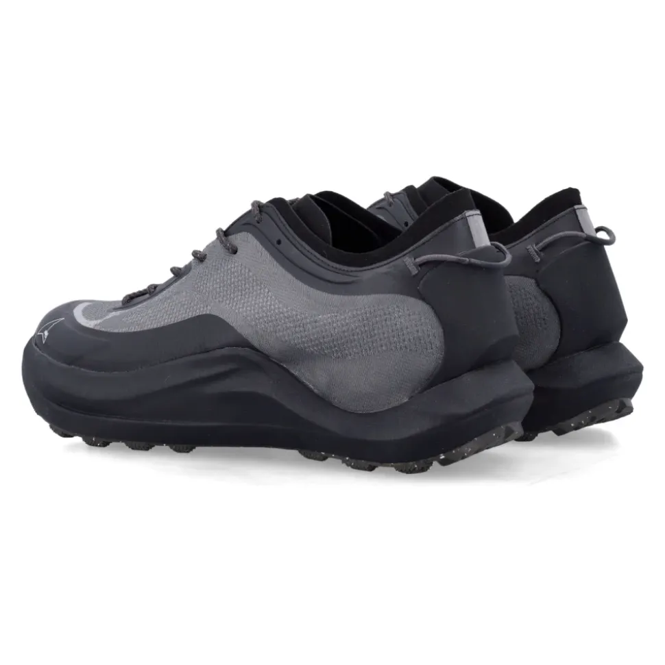 Sella Sneakers