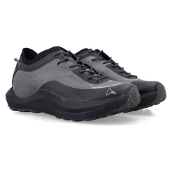 Sella Sneakers