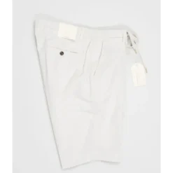 Shorts Bermuda crema con tasche