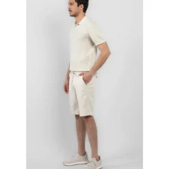 Shorts Bermuda crema con tasche