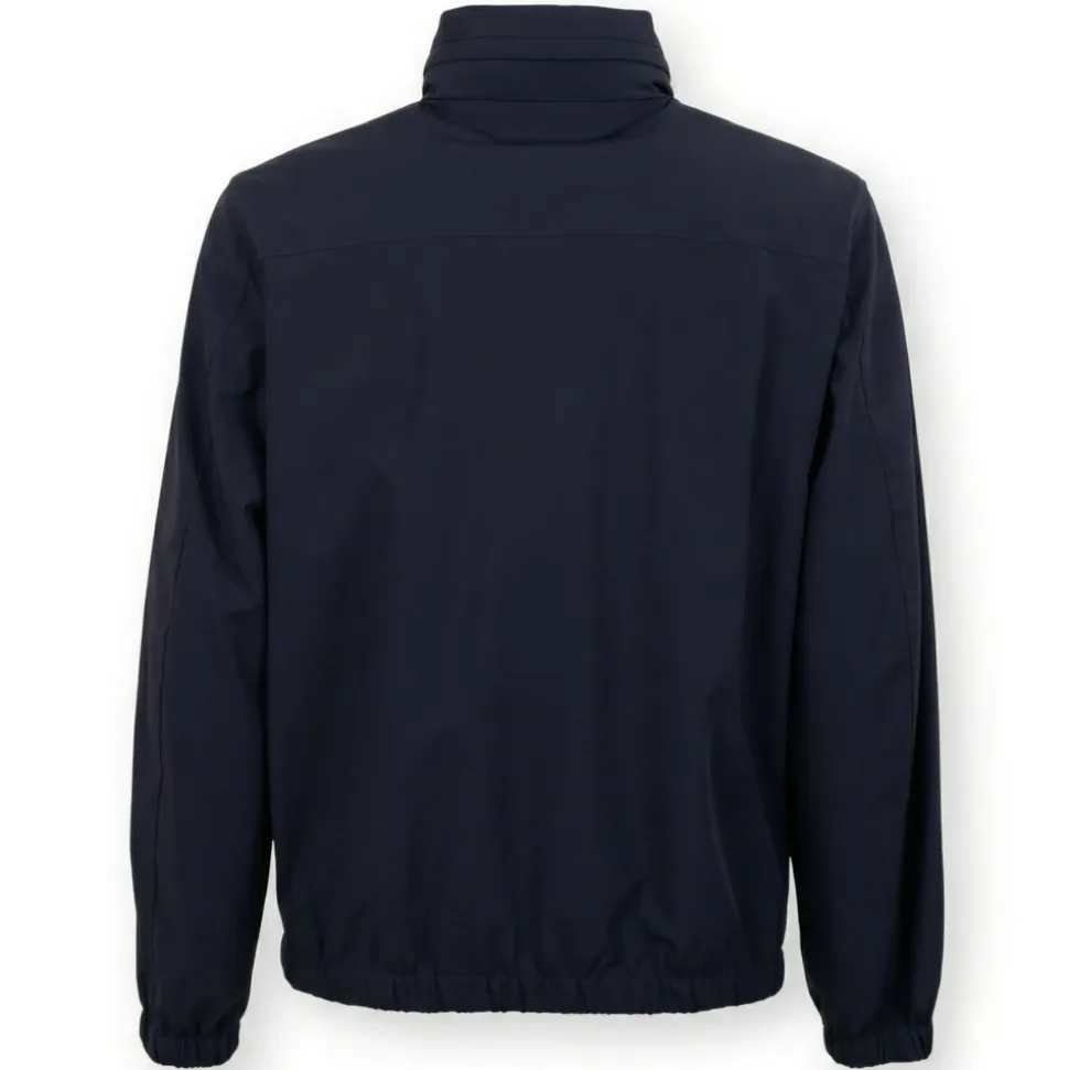 Short Travel Bomber