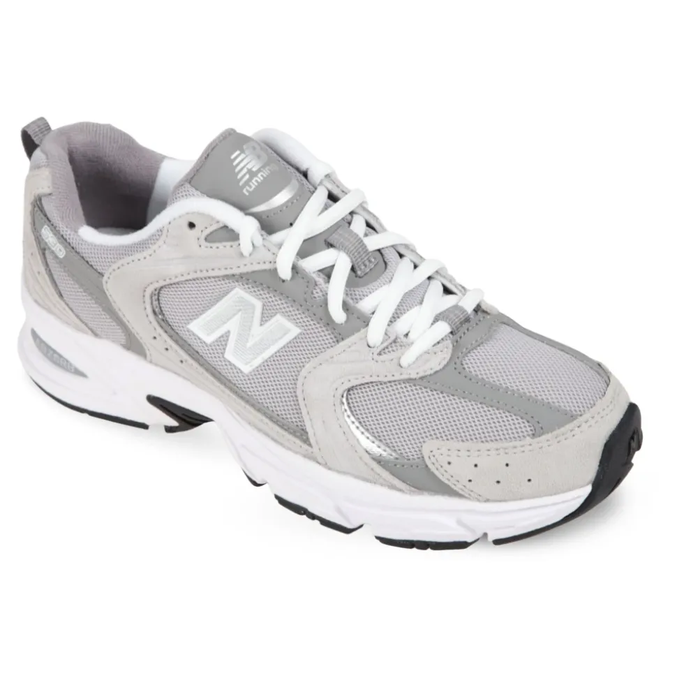 Sneakers 530