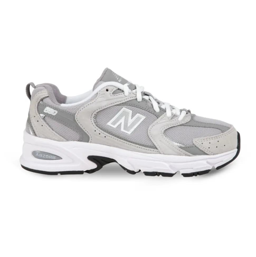Sneakers 530