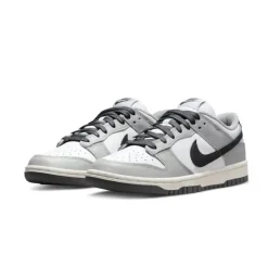 Sneakers Dunk Low Grigio Chiaro Fumo