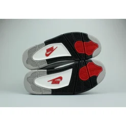 Sneakers retrò in cemento bianco classico