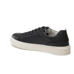 Sparta Sneaker
