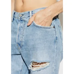 Straight Jeans