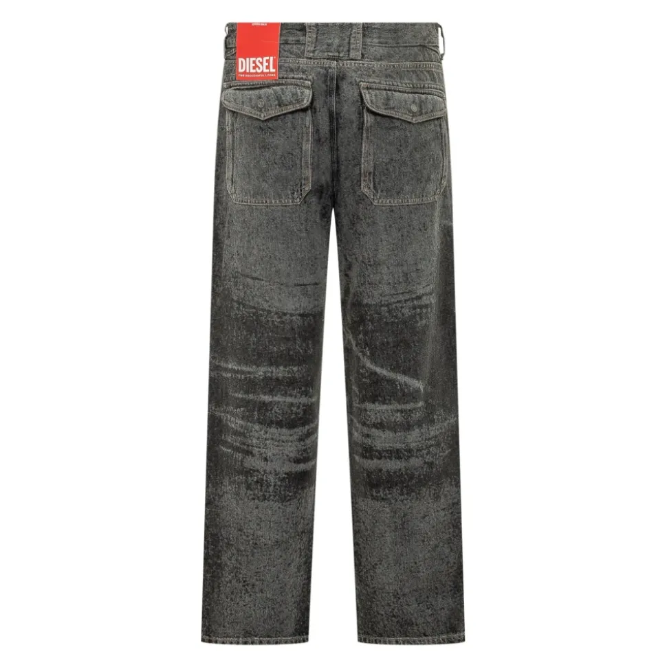 Straight Jeans