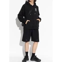 Sweatshirts & Hoodies