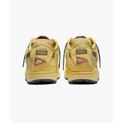 Travis Scott Cactus Jack Sneakers Oro