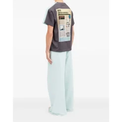 T-shirt con pubblicità telefonica