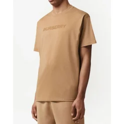 T-shirt marrone cammello con logo