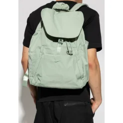 Zaino One
