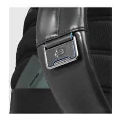 Zaino personalizzabile porta pc e iPad® con protezioni antiurto e RFID e tasca per AirPods®