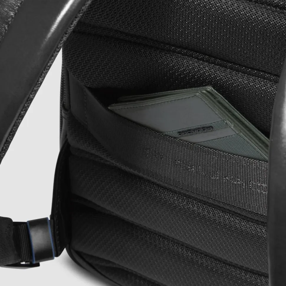 Zaino personalizzabile porta pc e iPad® con protezioni antiurto e RFID e tasca per AirPods®