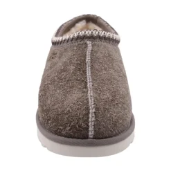 Zoccoli di legno per un look elegante